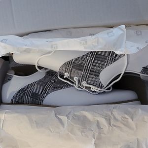 FootJoy Women's Golf Shoe size 10